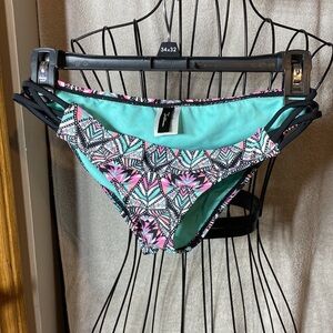 Trillium bikini swimsuit bottom